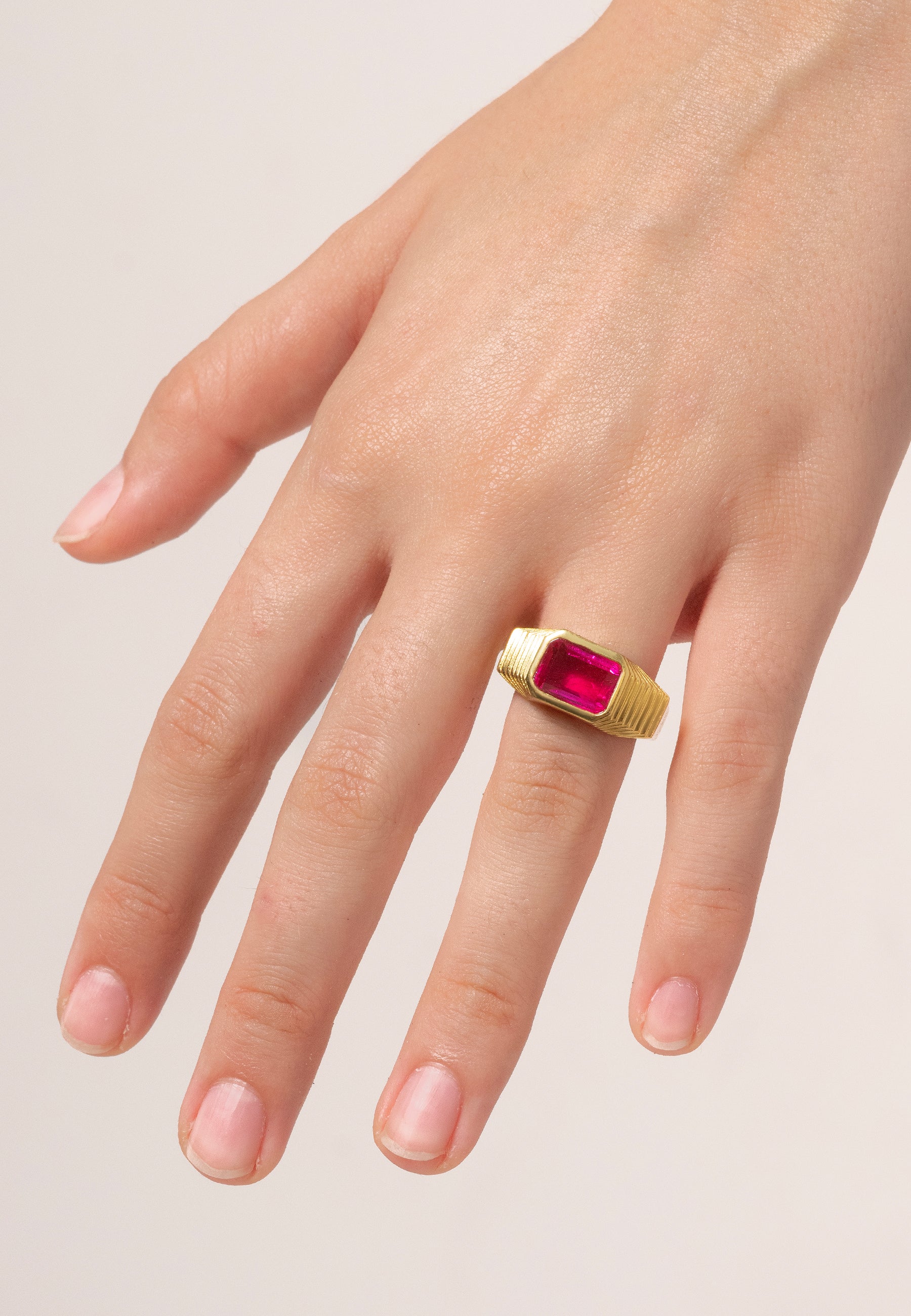 Anillo Chevalier Fucsia - Image 2