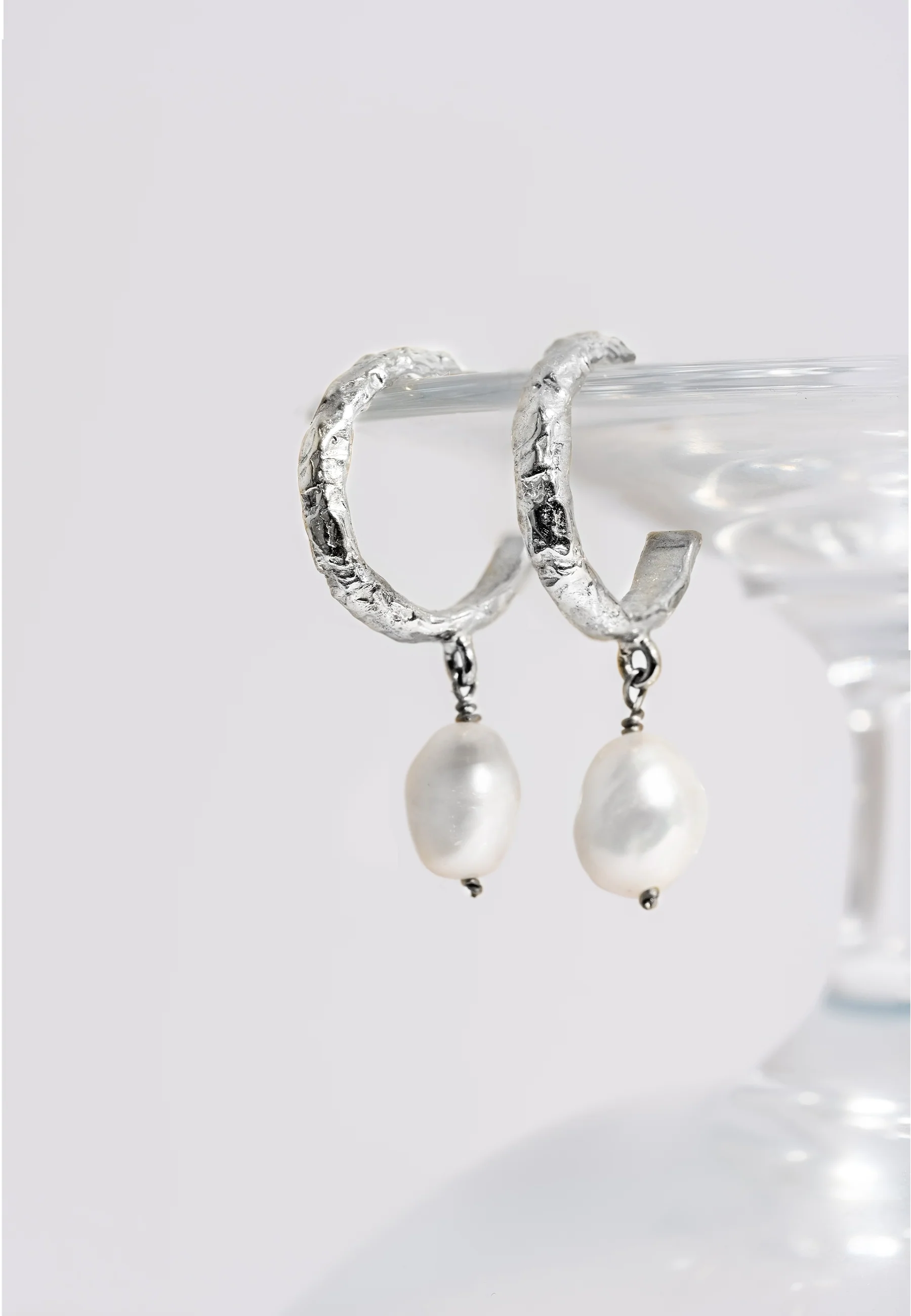 Aros Sadie Pearl Plata - Image 3