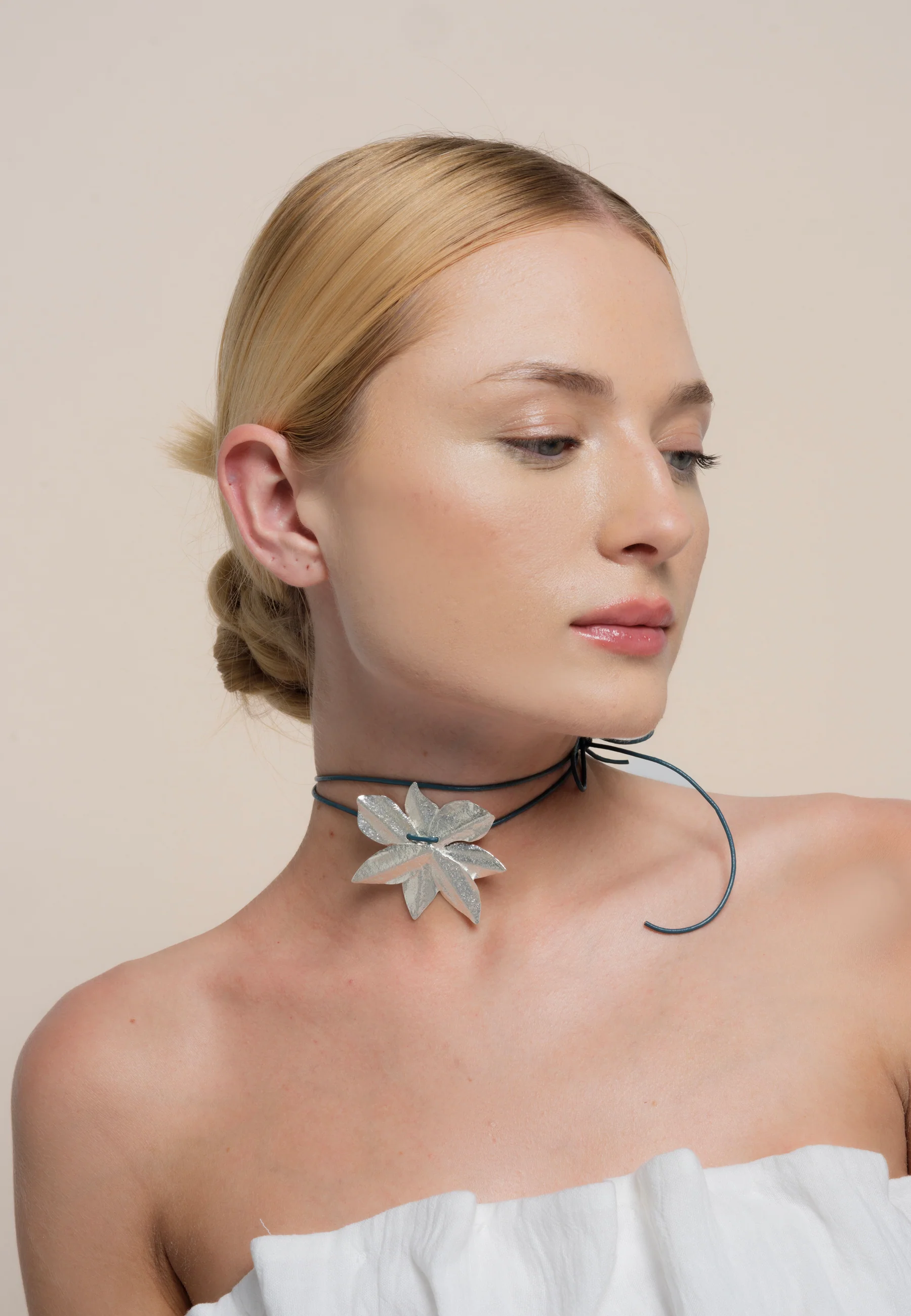 Collar Lotus Flower Plata - Image 4
