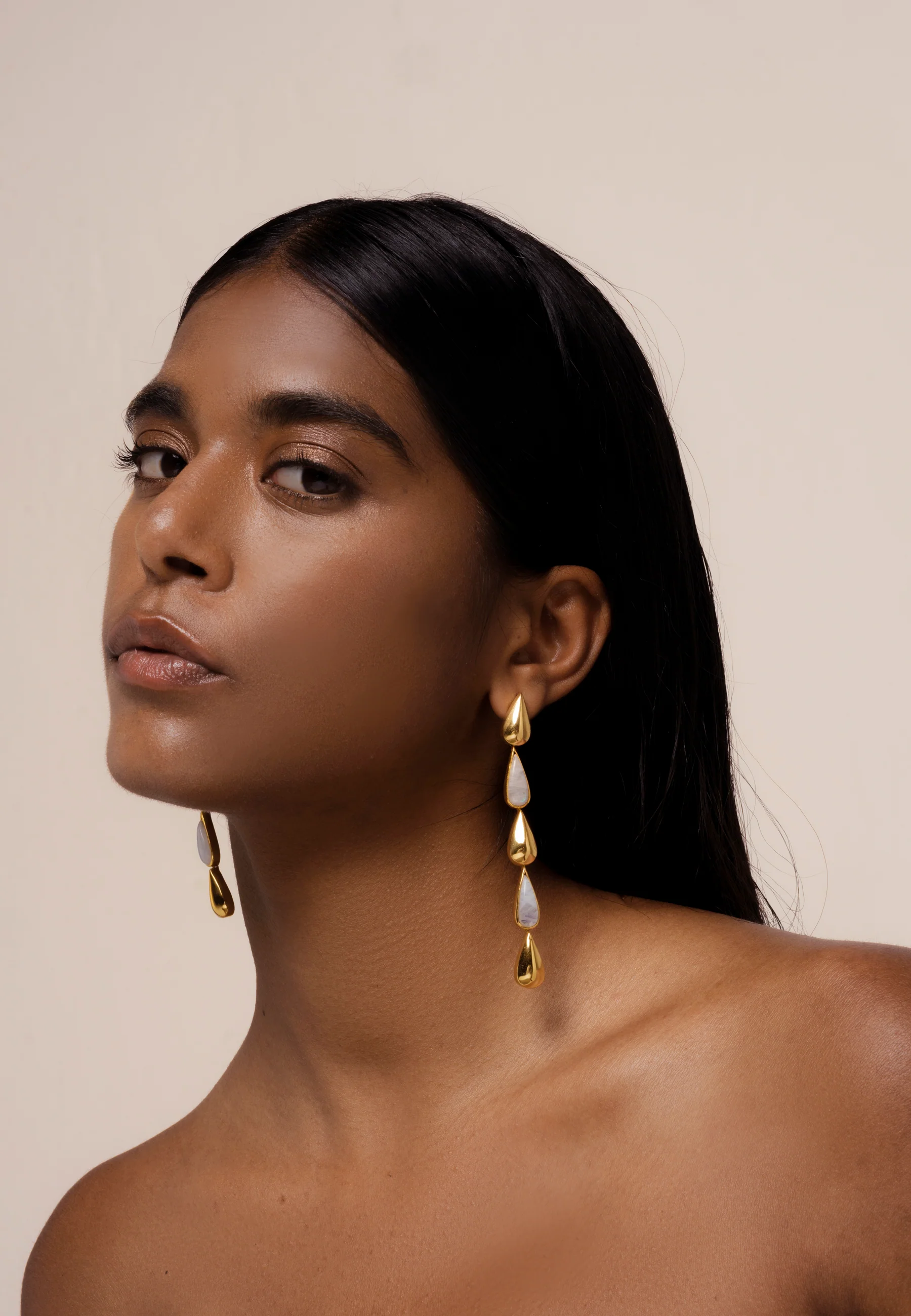 Pendientes Balance Blanco - Image 2