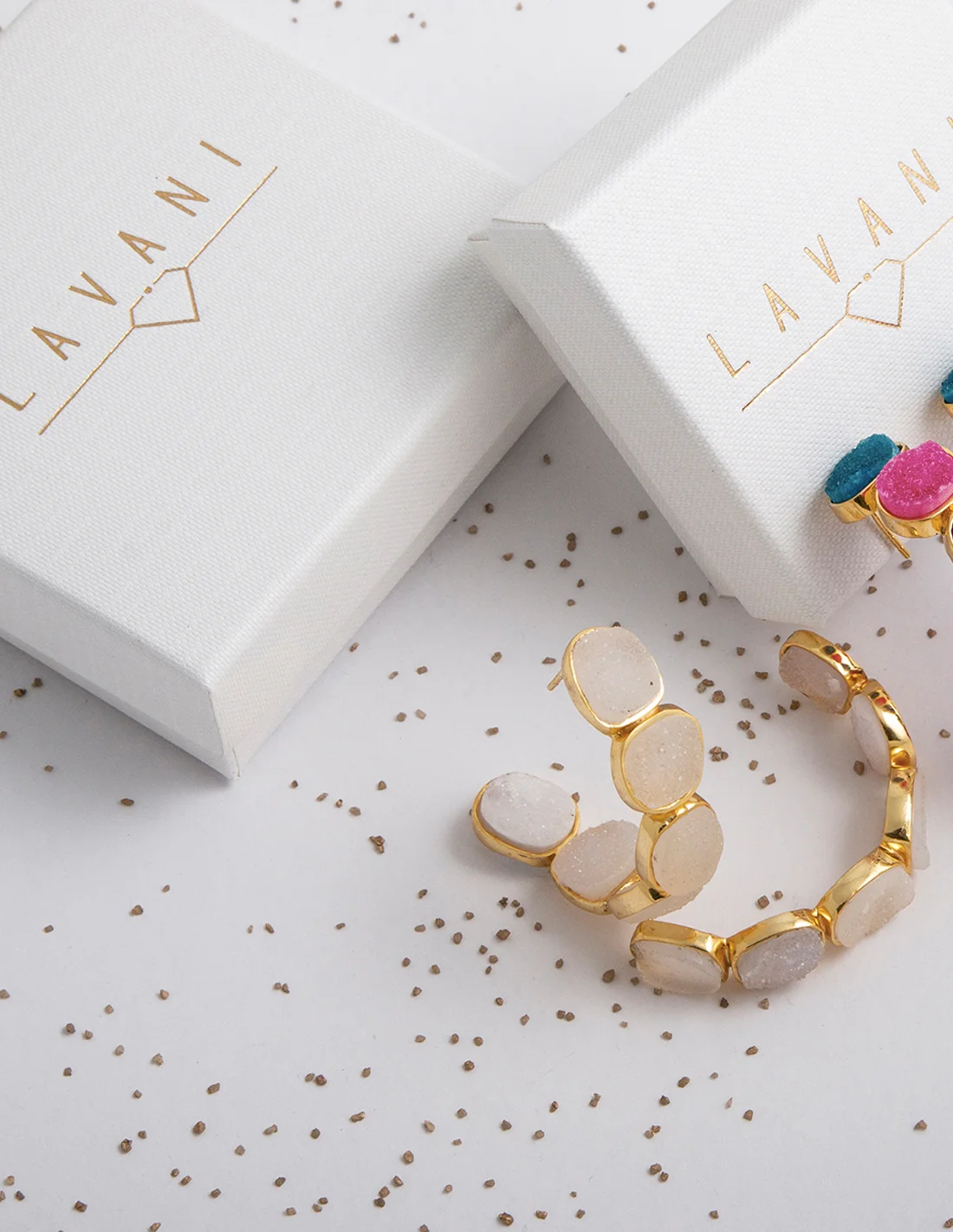 Pendientes Lavani Rainbow Blanco - Image 5
