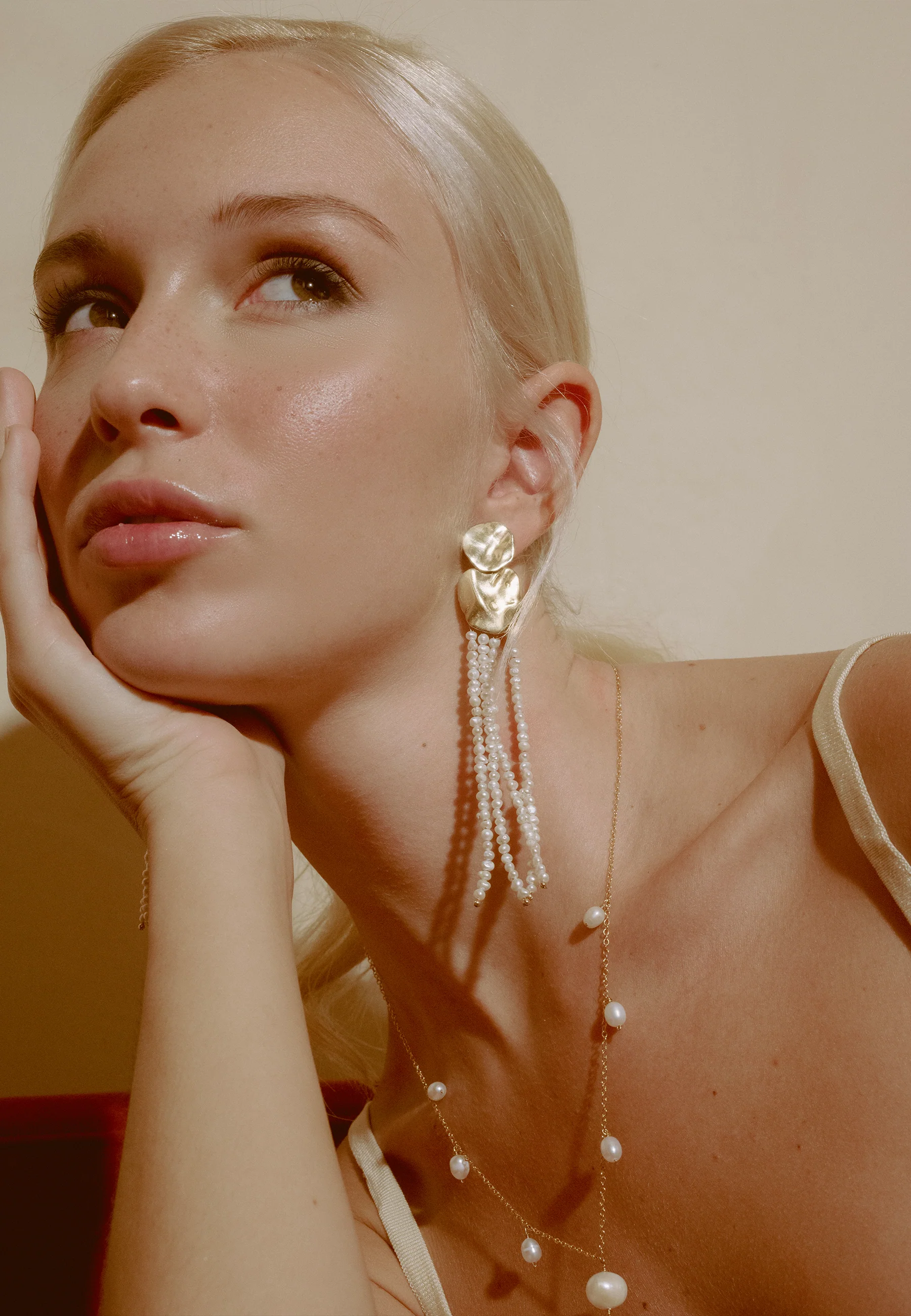 Pendientes Liliana Perlas - Image 3