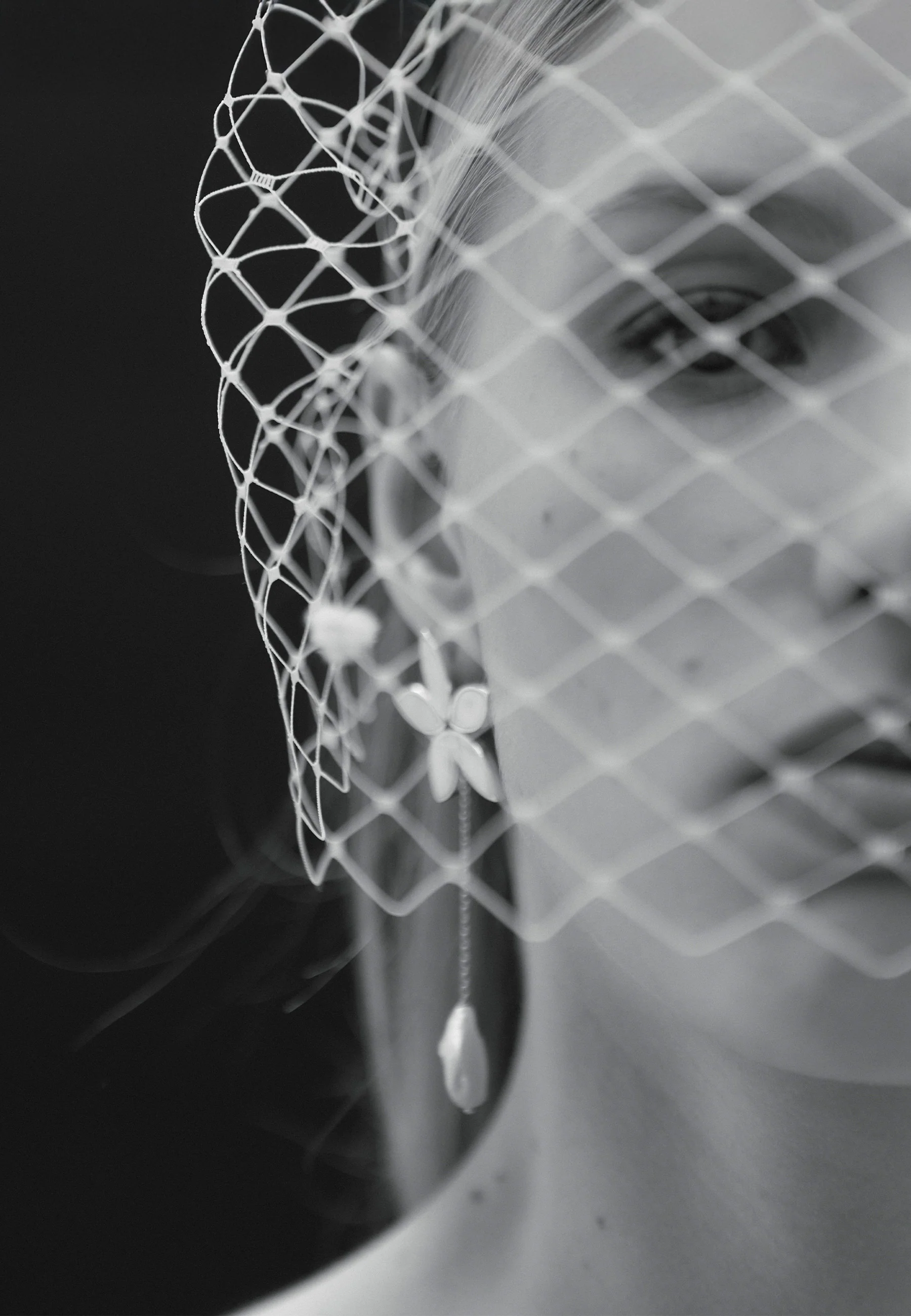 Pendientes White Lotus - Image 4