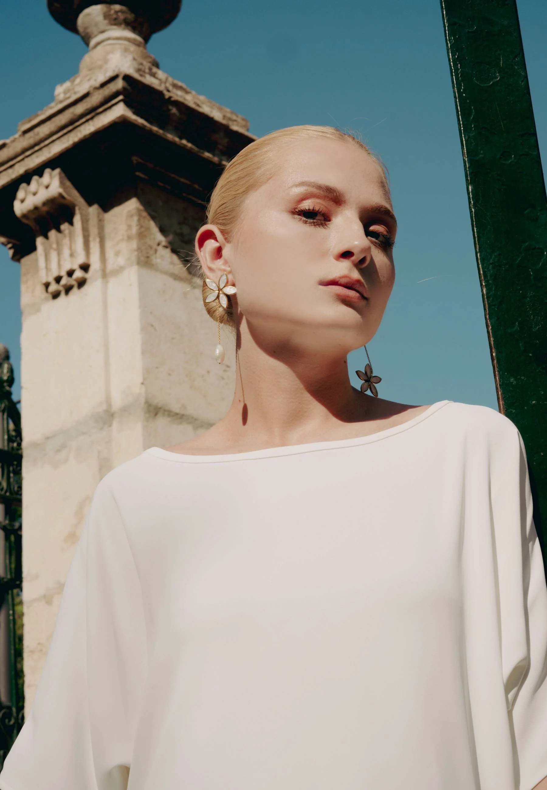Pendientes White Lotus - Image 7